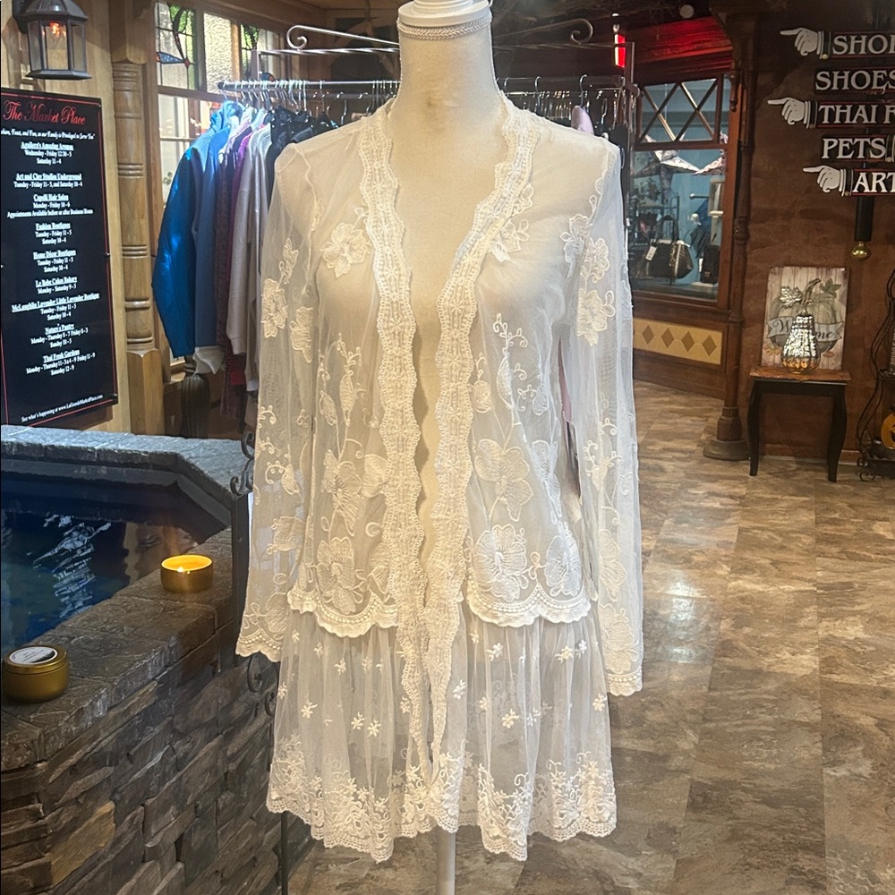 NWT Fantazia Elegant White Lace Open Drape Cardigan L